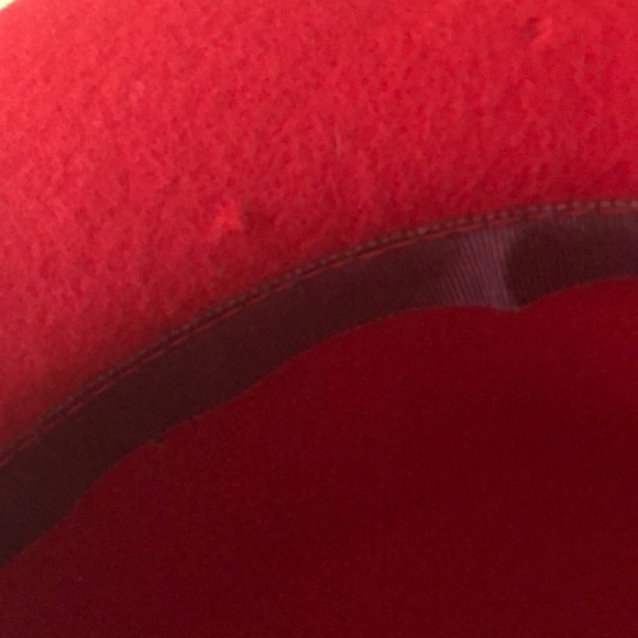 Vintage Georgi Felted Red Hat - Picture 6 of 7